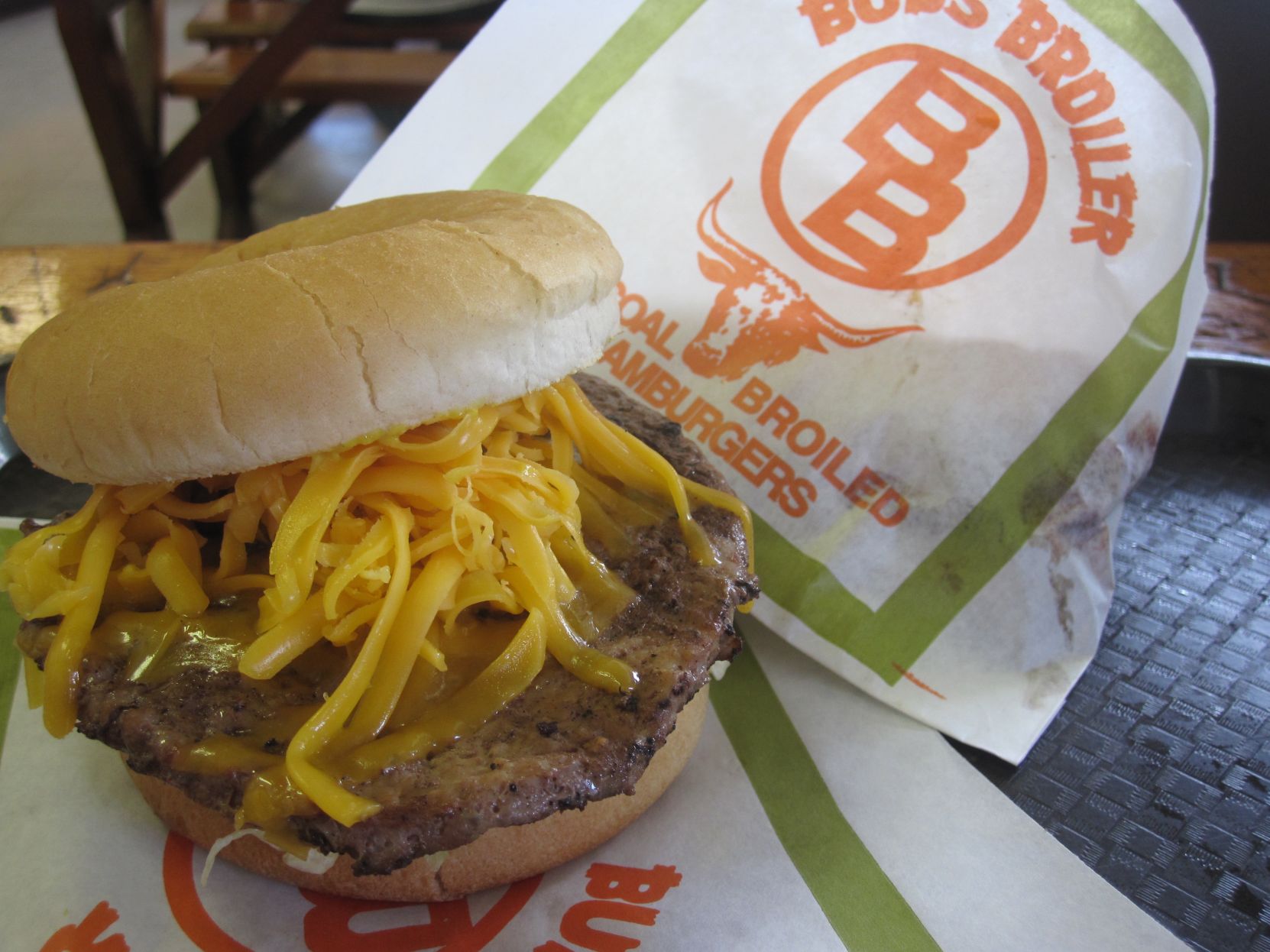 Bud's Broiler
